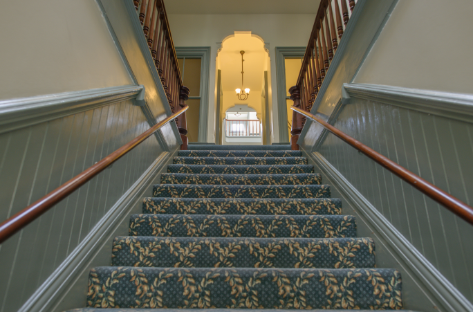 Commercial painting and decorating services based in Hull.
